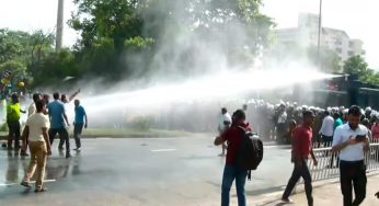 සජිත්ගෙ රැළියට පොලිසියෙන් ජල හා කඳුළු ගෑස් ප්‍රහාර !