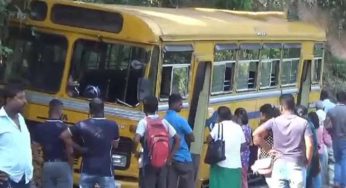 බස් අනතුරකින් නාවලපිටිය කැළඹෙයි – පාසල් ළමුන් ඇතුළු 9ක් රෝහලේ !