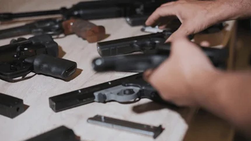 ජීවිත ආරක්ෂාව සඳහා ලබා දුන් ගිනිඅවි භාර දීමේ කාලය දීර්ඝ කෙරේ !