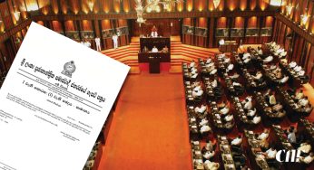 කථානායක ධූරයෙන් ඉල්ලා අස්වීමේ ගැසට්ටුව නිකුත් වෙ​යි – අලුත් කථානායකවරයෙක් සමග අද පාර්ලිමේන්තුවේ වැඩ වෙන විදිහ!
