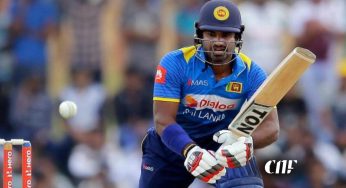 කුසල් පෙරේරා පළමු පිතිකරුවන් 10 දෙනා අතරට !