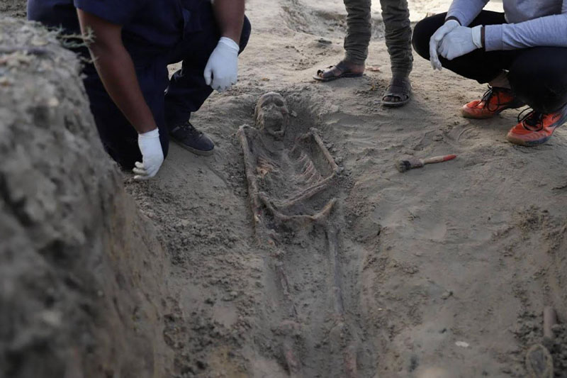 මිනිස් ඇටසැකිලි 56 ක් ගොඩගනියි : උතුරේ චෙම්මනි සමූහ සුසානයේ නවතම තත්ත්වය මෙන්න! 8 මිනිස් ඇටසැකිලි 56 ක් ගොඩගනියි : උතුරේ චෙම්මනි සමූහ සුසානයේ නවතම තත්ත්වය මෙන්න!